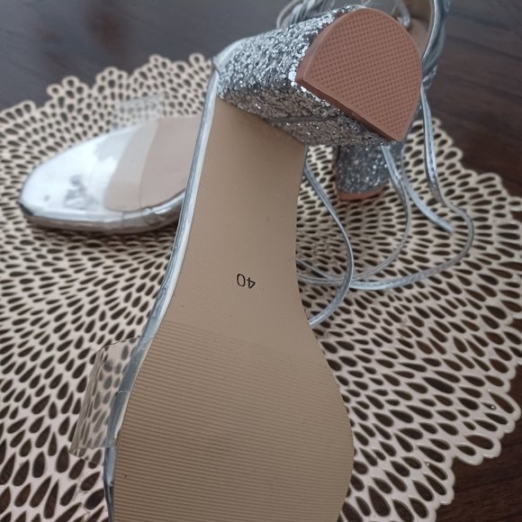 Silver Embossed heel/Clear Shoes - Picture 1 of 2